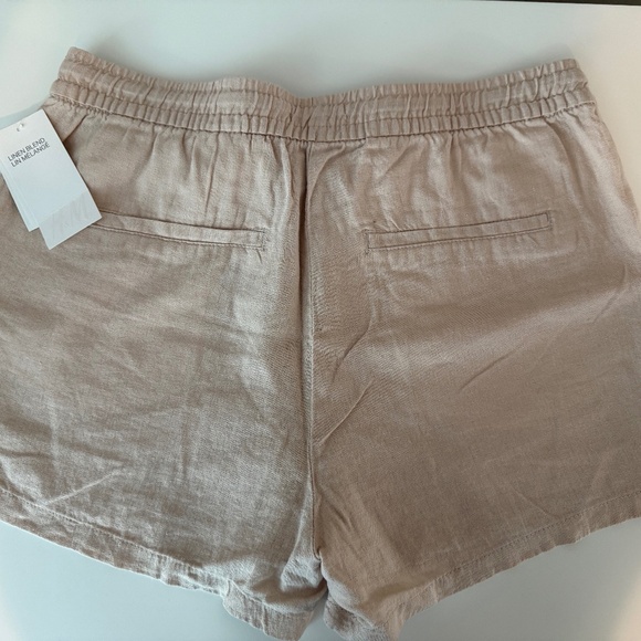 H&M Linen Shorts, Size 8 - Picture 2 of 4